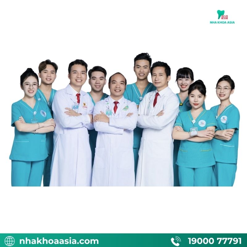 Đội ngũ bác sĩ và phụ tá tại Nha khoa Asia