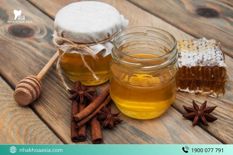 Chữa viêm tủy răng bằng mật ong và quế
