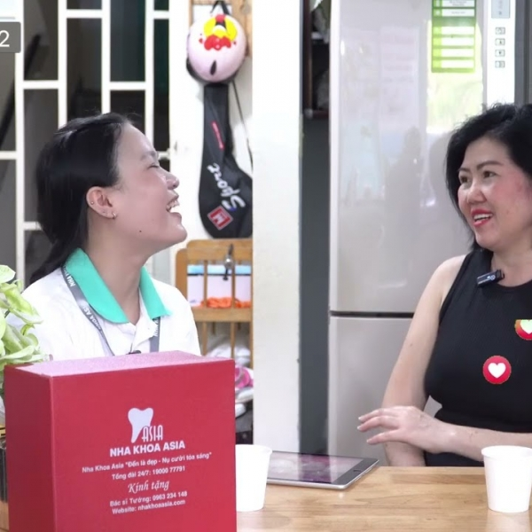 Tri ân khách hàng Cẩm Châu sau 2 năm bọc răng sứ tại Nha khoa asia