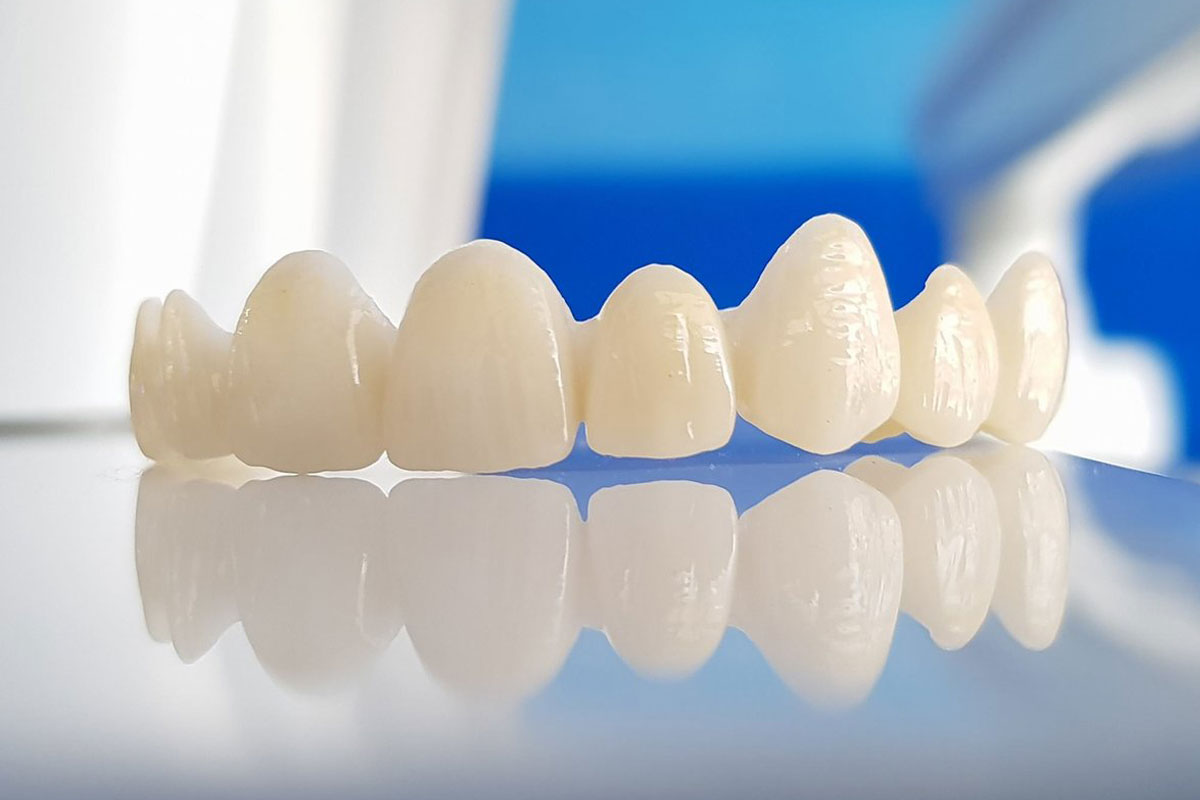 Răng sứ Zirconia