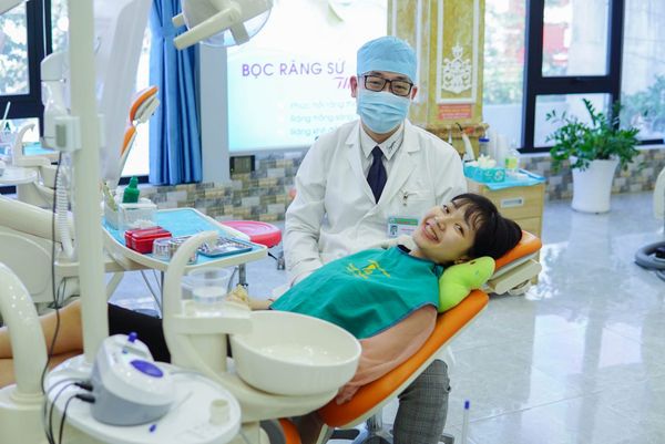 Nha khoa Asia là địa chỉ lấy cao răng được khách hàng tin tưởng