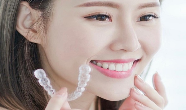 Chi phí niềng invisalign có đắt hay không và bao nhiêu tiền?