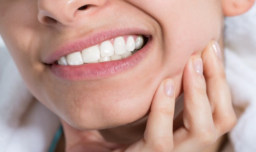 Răng bọc sứ bị đau nhức trong bao lâu là bình thường?