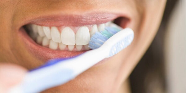 Cần lưu ý một vài điều khi đánh răng bằng muối