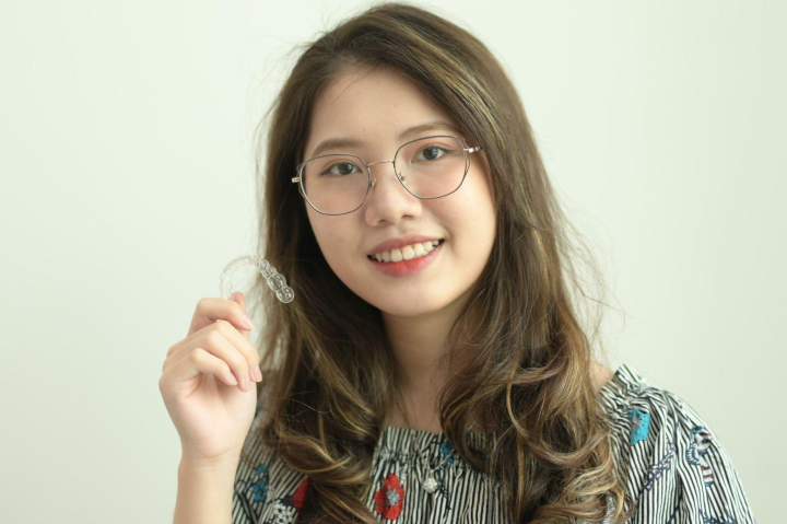 18 tuổi niềng răng bao nhiêu tiền?