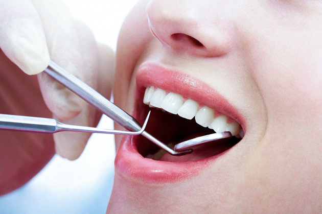 Thăm khám và điều trị kịp thời bệnh răng miệng