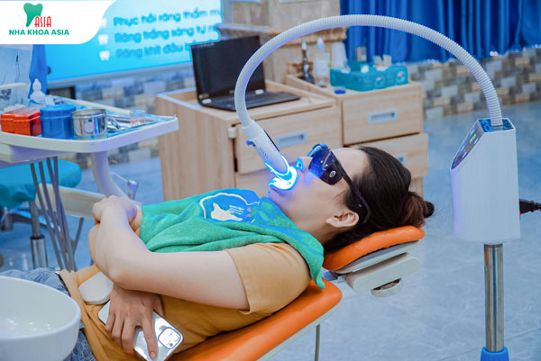 Dịch vụ Tẩy trắng răng tại phòng khám Nha Khoa Asia nhanh chóng hiện đại
